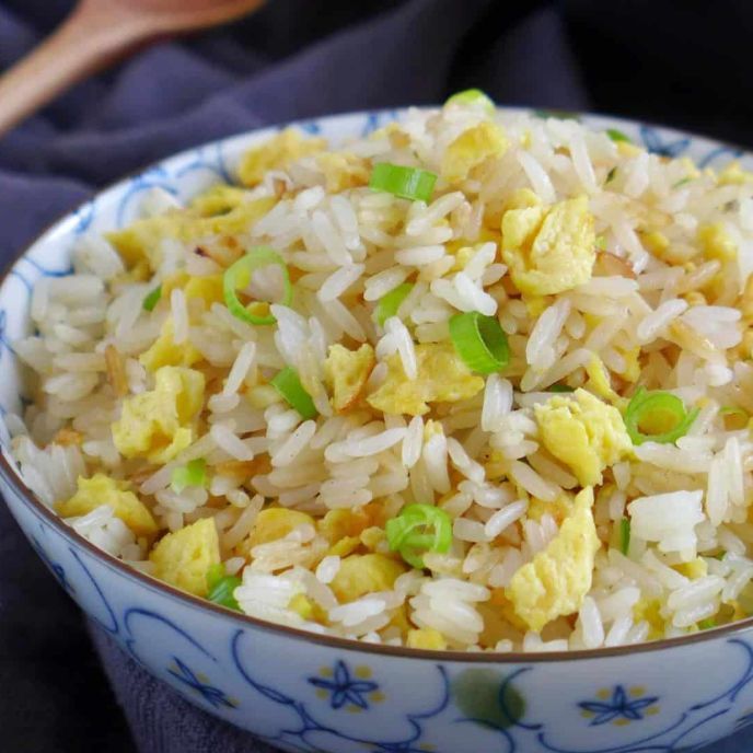Egg Fried Rice (V) 蛋炒饭
