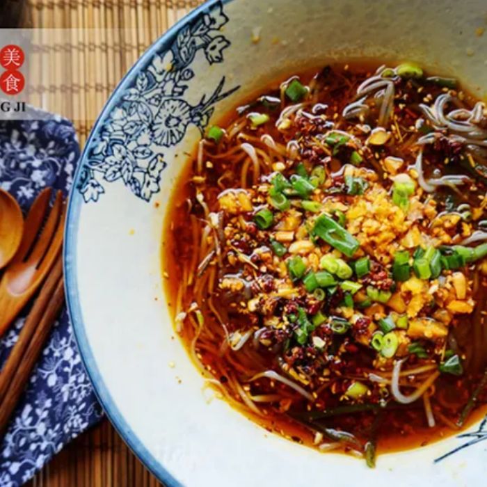  酸辣粉  Szechuan Hot & Sour Vermicelli Soup (V)(VG)⭐🌶️🌶️