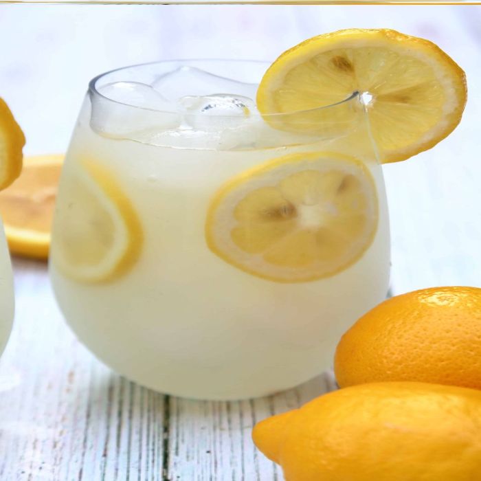 Lemonade Spritz