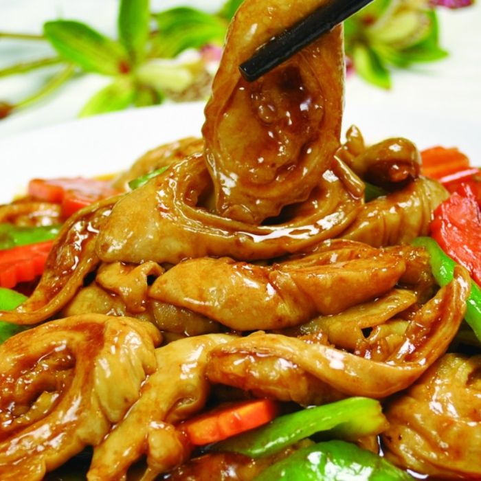 Braised Pork Intestines 烧溜肥肠
