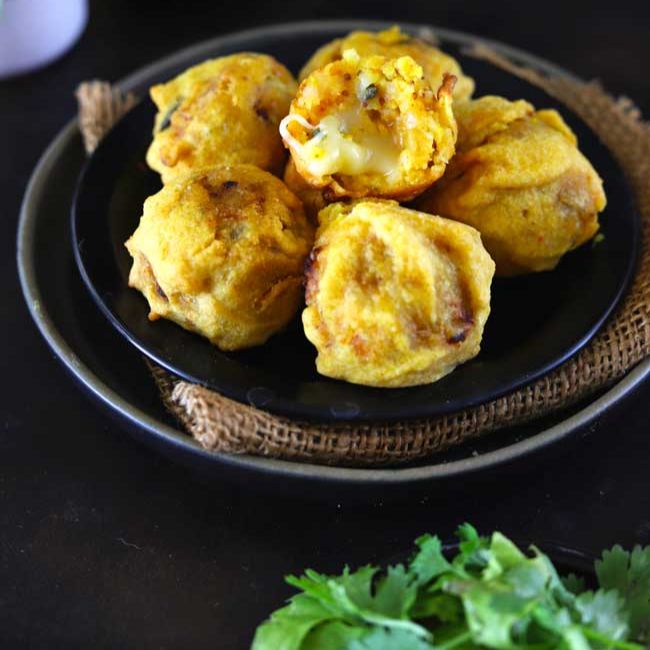 Aalo Bonda (GF,Vegan)