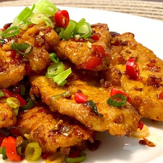 Salt & Pepper Pork Chops 椒盐猪扒