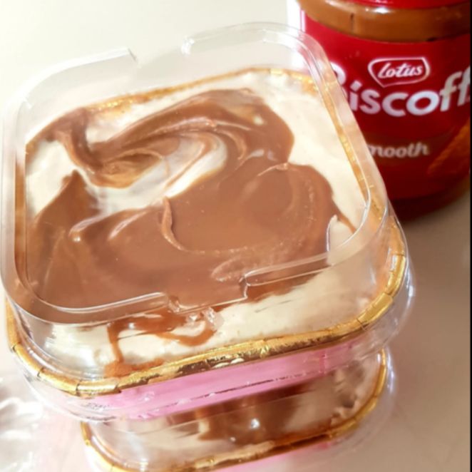 Biscoff Cheese Cake With Chocolate Ganache