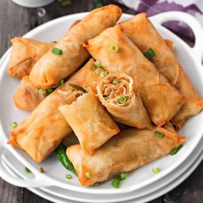 Vegetarian Spring Roll (4 Pcs)