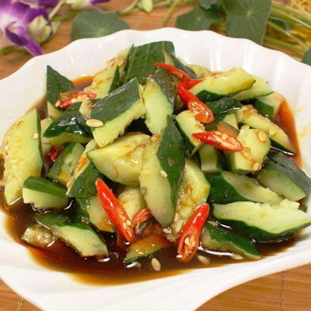 凉拌黄瓜 Cucumber In Vinegar Garlic Sauce  (V)(VG)