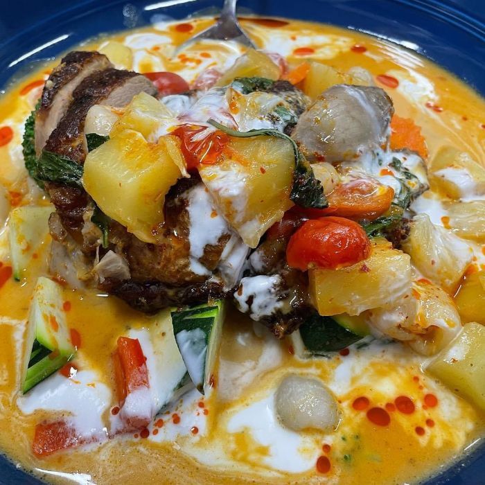 Roasted Duck Curry แกงเผ็ดเป็ดย่าง 