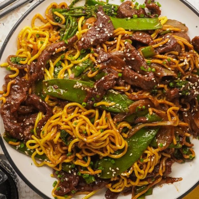 Beef Mongolia Soft Egg Noodles