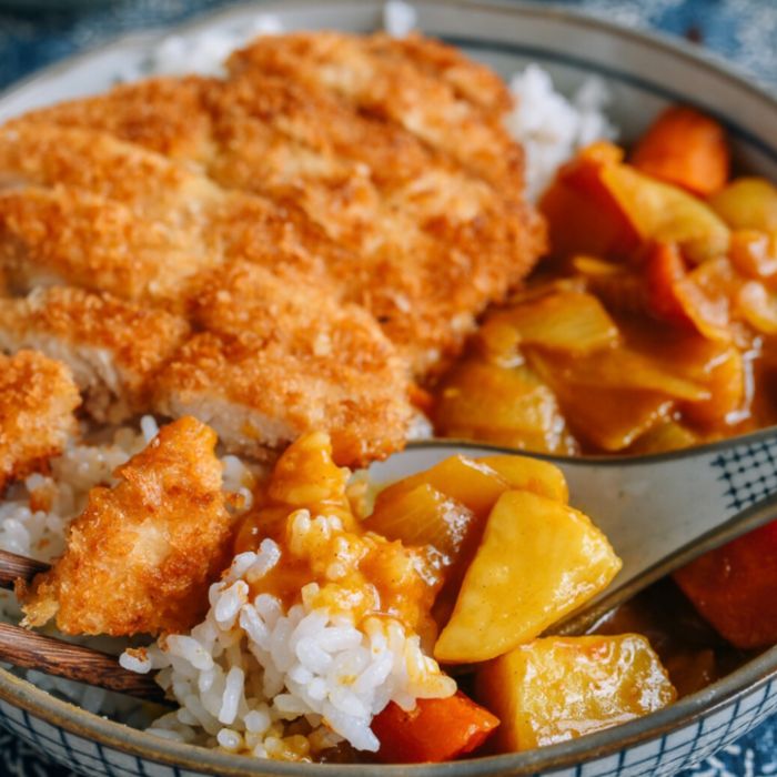 Chicken Katsu In Japanese Curry 日式咖喱鸡排