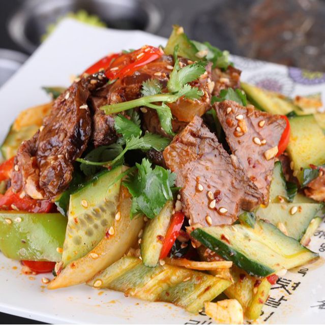 黄瓜拌牛肉 Cucumber & Beef In Garlic Soy Sauce 🌶️