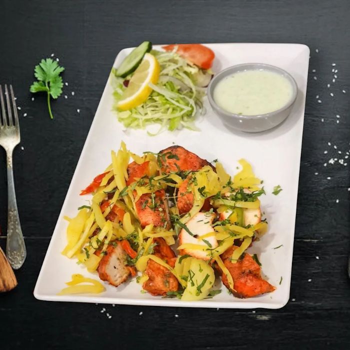 Chicken Tikka Main (10pcs)