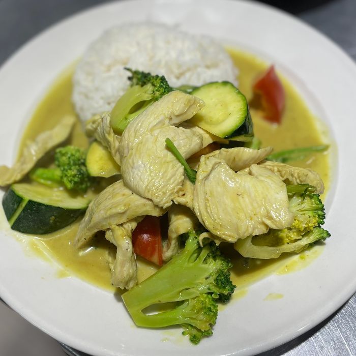 Thai Green Curry With Rice แกงเขียวหวาน