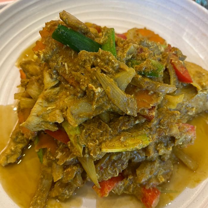 Pad Pong Ka Ree 