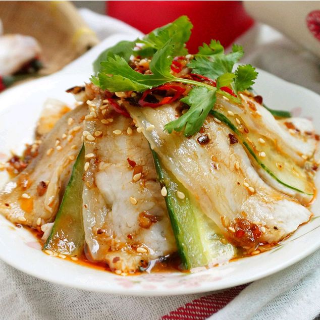 蒜泥五花肉 Steamed Pork Belly In Garlic Chili Sauce 🌶️