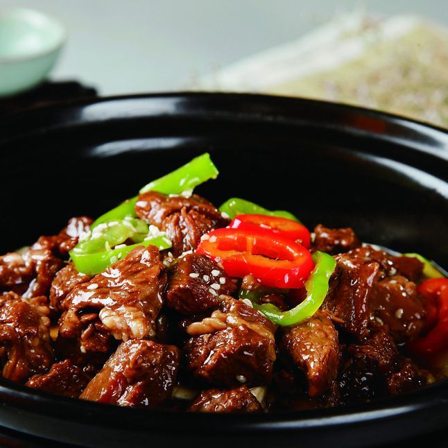 一品牛腩煲 Special Beef Brisket Pot 