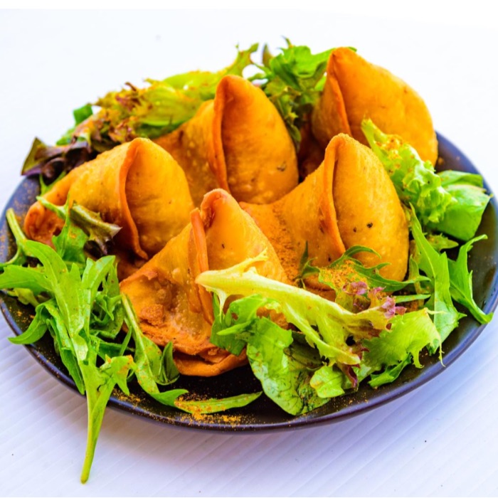 Vegetable Samosa 5 Pcs