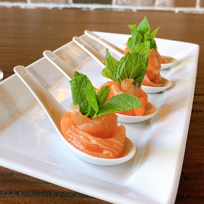 Salmon Seawave (4 Bite) (Spicy) (GF)